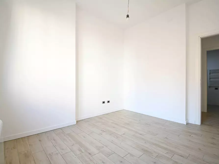 Immagine 14 di Ufficio in affitto  in Via Antonio Lo Frasso a Cagliari