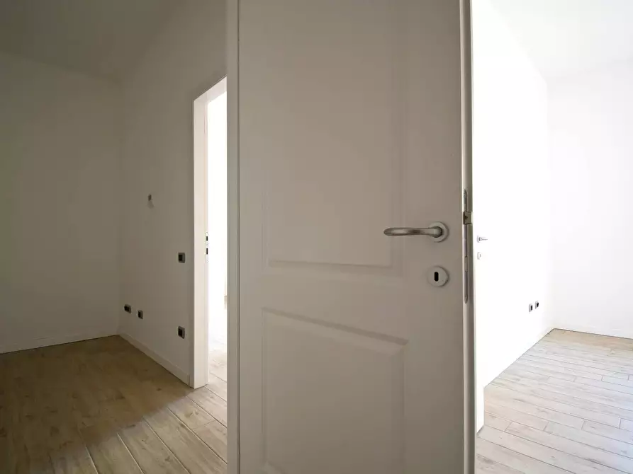 Immagine 19 di Ufficio in affitto  in Via Antonio Lo Frasso a Cagliari