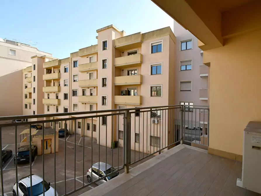 Immagine 20 di Ufficio in affitto  in Via Antonio Lo Frasso a Cagliari