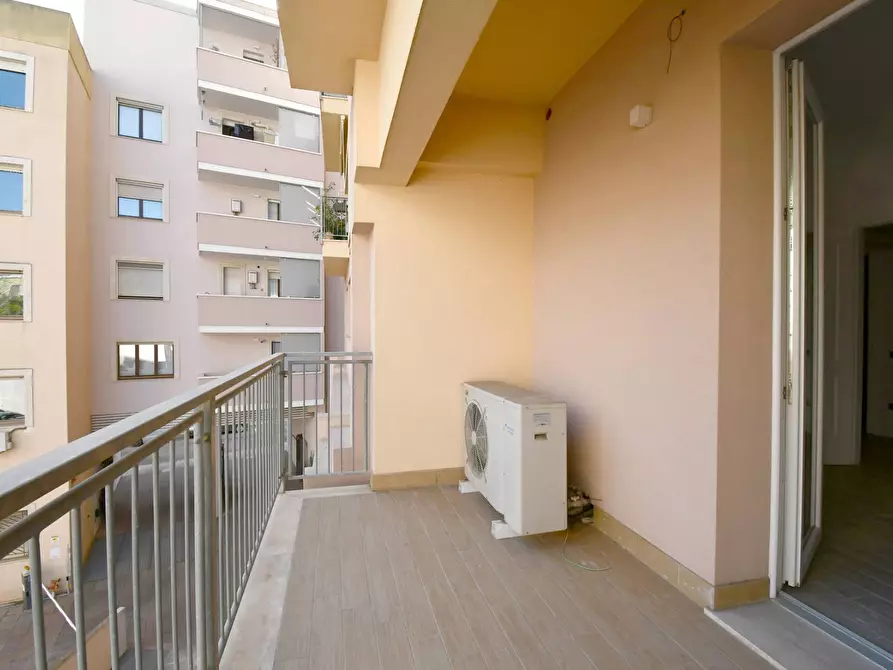 Immagine 21 di Ufficio in affitto  in Via Antonio Lo Frasso a Cagliari