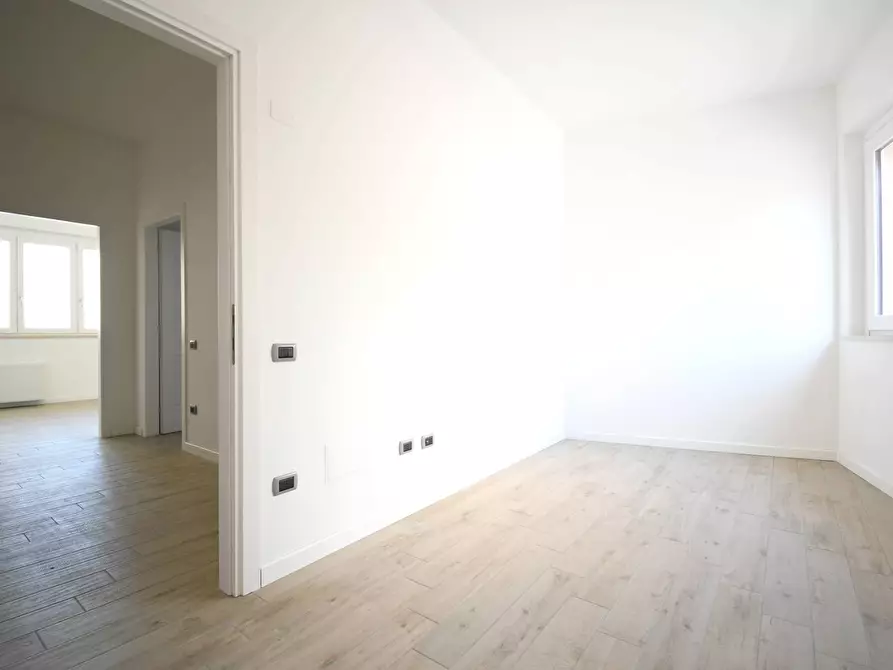 Immagine 12 di Ufficio in affitto  in Via Antonio Lo Frasso a Cagliari