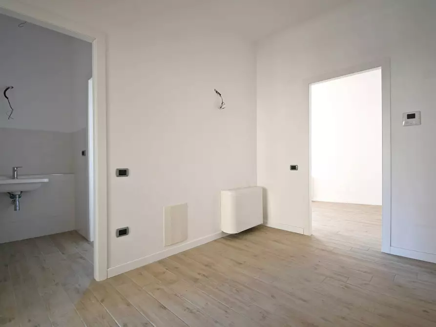 Immagine 14 di Ufficio in affitto  in Via Antonio Lo Frasso a Cagliari