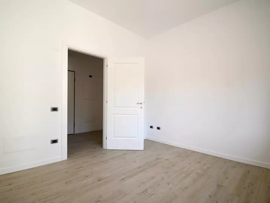 Immagine 9 di Ufficio in affitto  in Via Antonio Lo Frasso a Cagliari