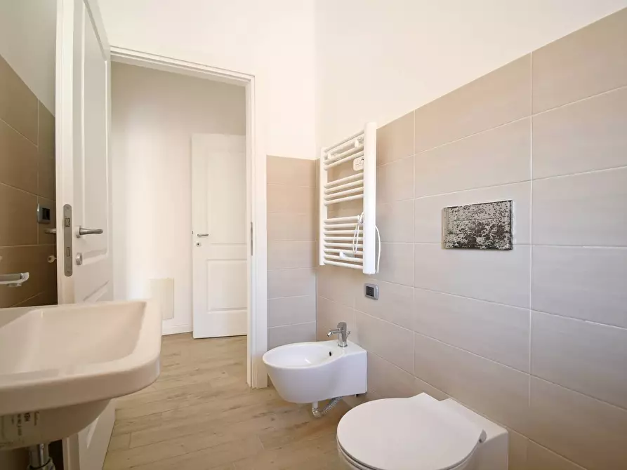 Immagine 16 di Ufficio in affitto  in Via Antonio Lo Frasso a Cagliari