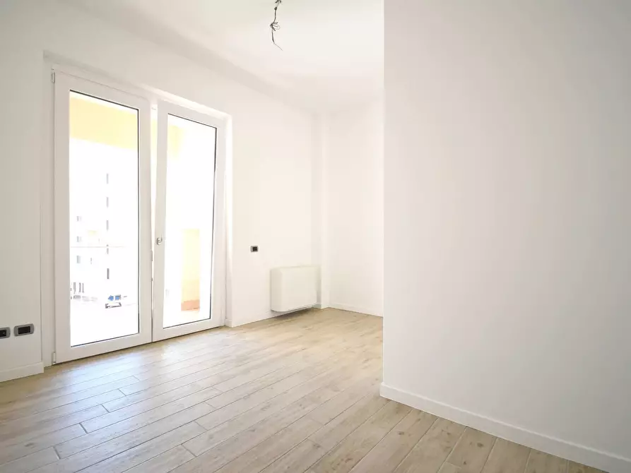 Immagine 17 di Ufficio in affitto  in Via Antonio Lo Frasso a Cagliari