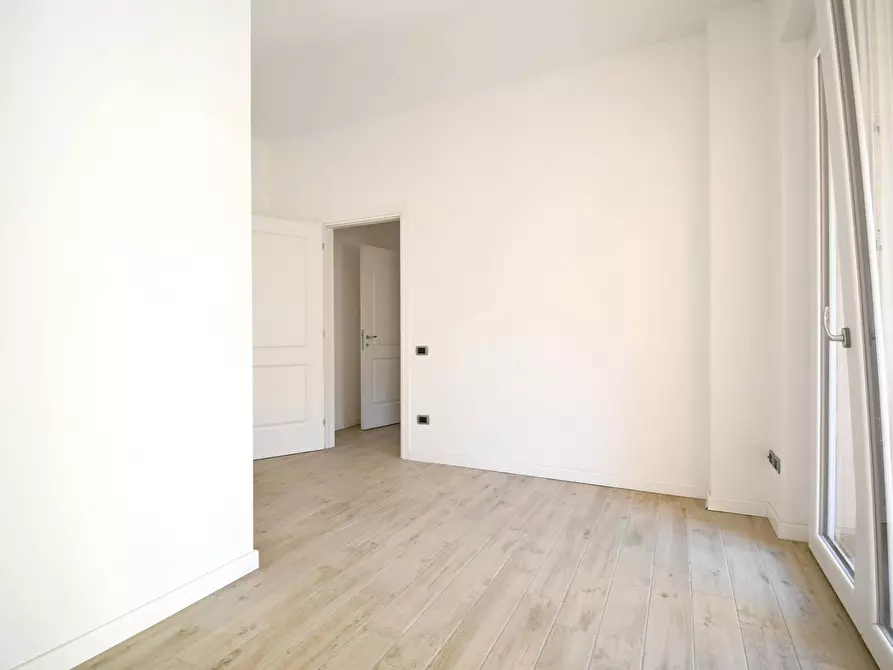 Immagine 19 di Ufficio in affitto  in Via Antonio Lo Frasso a Cagliari