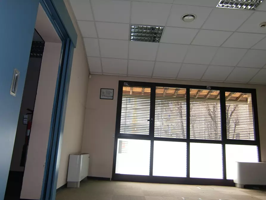 Immagine 3 di Ufficio in vendita  in Via da palestrina a Firenze