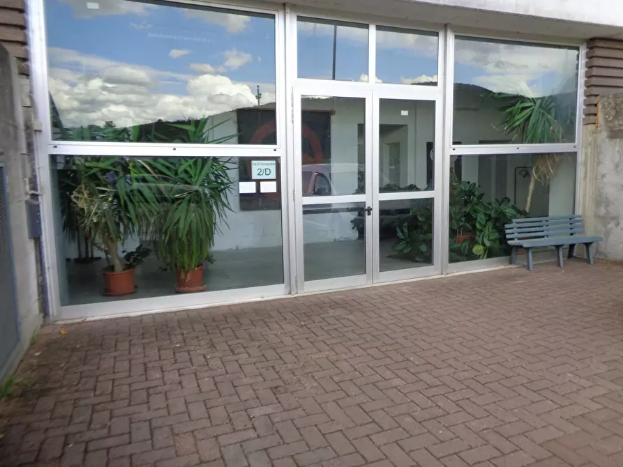 Immagine 2 di Magazzino in vendita  in Via di Compiobbi a Bagno A Ripoli