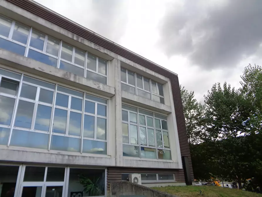 Immagine 7 di Magazzino in vendita  in Via di Compiobbi a Bagno A Ripoli
