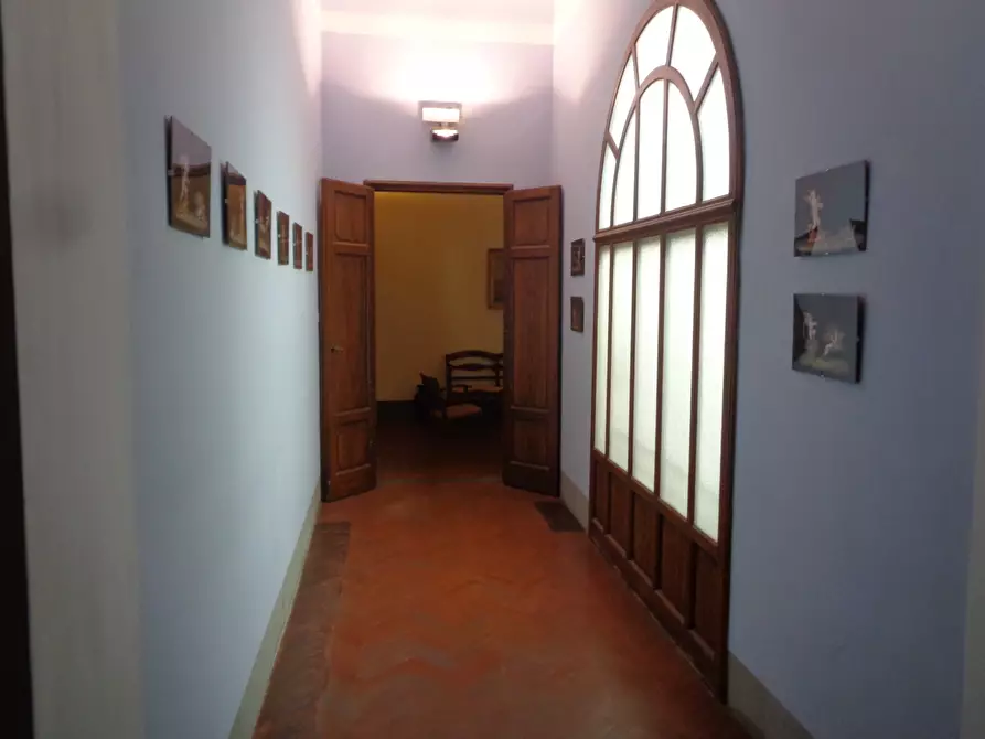 Immagine 8 di Ufficio in affitto  in Piazza Santissima annunziata a Firenze