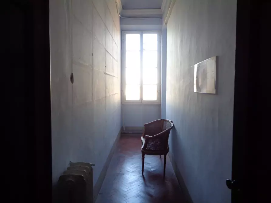 Immagine 13 di Ufficio in affitto  in Piazza Santissima annunziata a Firenze