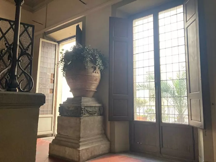 Immagine 8 di Ufficio in affitto  in Via Maggio a Firenze