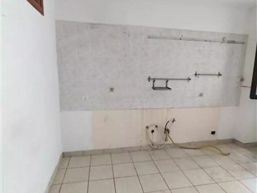 Immagine 9 di Appartamento in vendita  in VIALE VITTORIO VENETO a Floridia