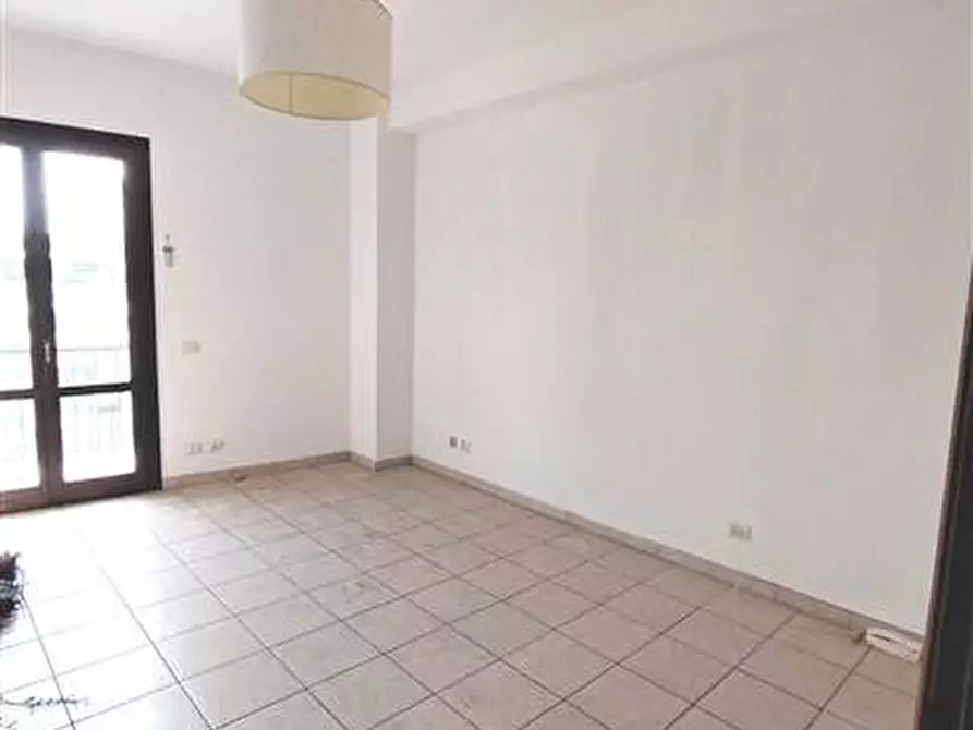 Immagine 11 di Appartamento in vendita  in VIALE VITTORIO VENETO a Floridia