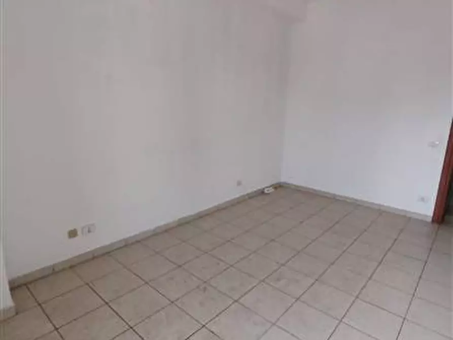 Immagine 14 di Appartamento in vendita  in VIALE VITTORIO VENETO a Floridia