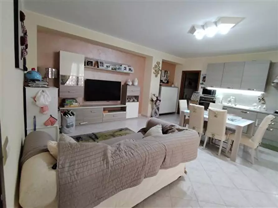 Immagine 7 di Appartamento in vendita  in BELLINI a Solarino