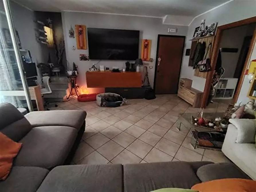 Immagine 12 di Appartamento in affitto  a Floridia