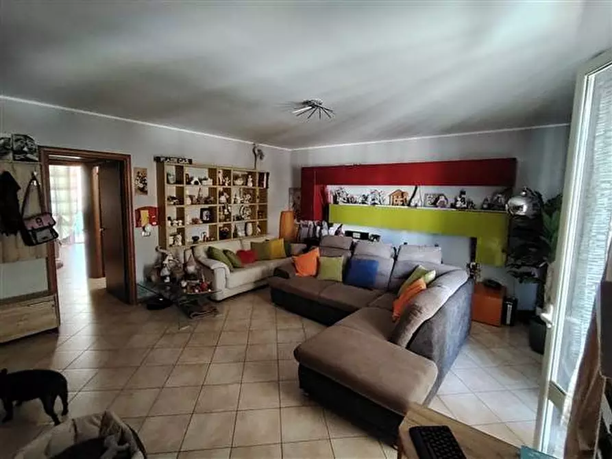 Immagine 15 di Appartamento in affitto  a Floridia