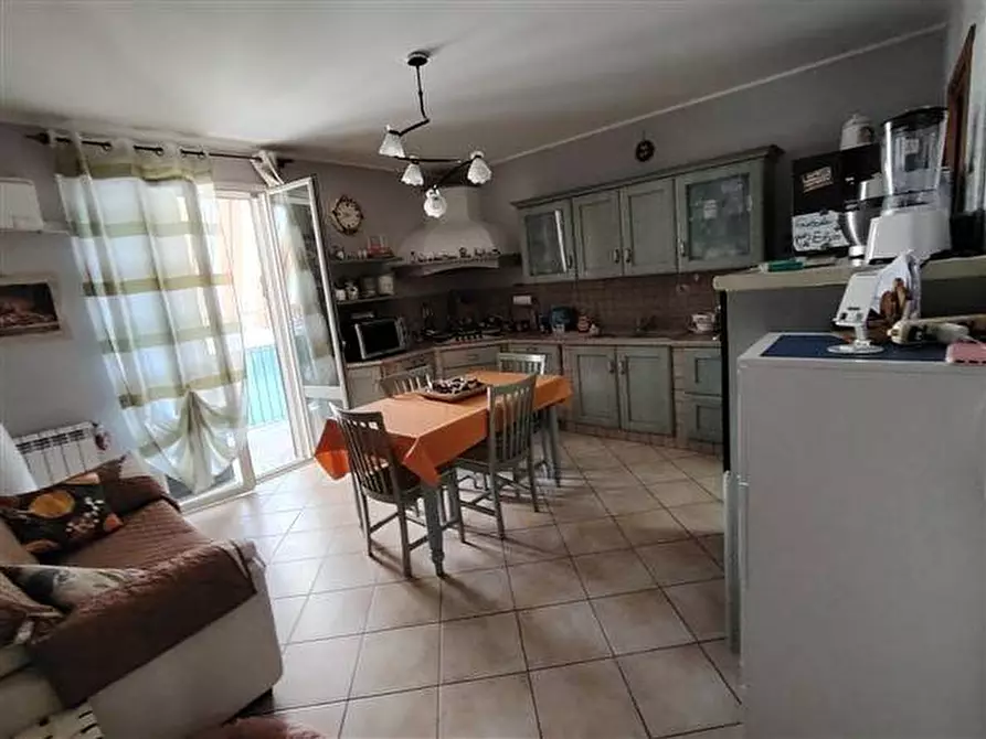 Immagine 2 di Appartamento in affitto  a Floridia