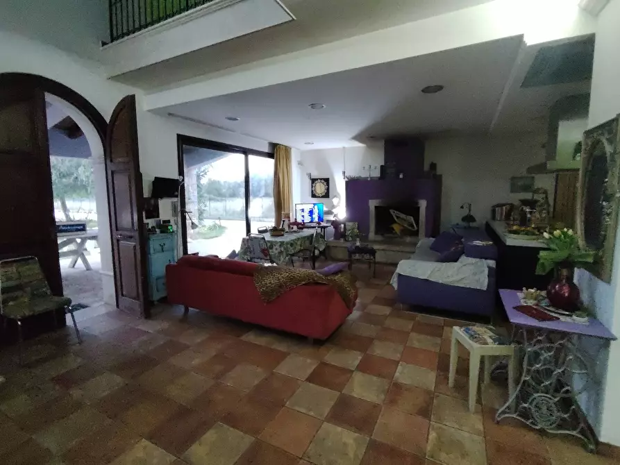 Immagine 14 di Villa in vendita  a Siracusa