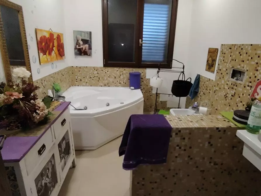 Immagine 23 di Villa in vendita  a Siracusa