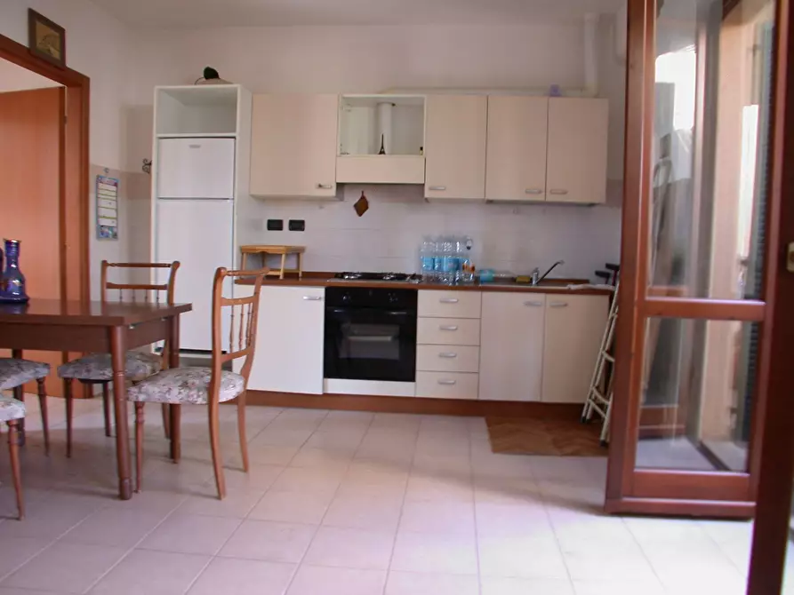 Immagine 5 di Appartamento in vendita  a Fano