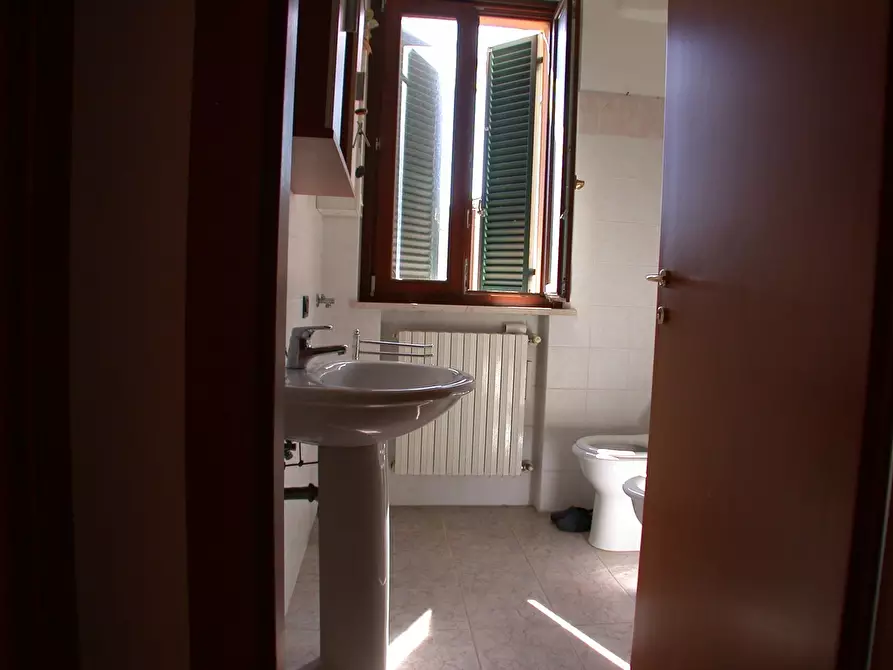 Immagine 8 di Appartamento in vendita  a Fano