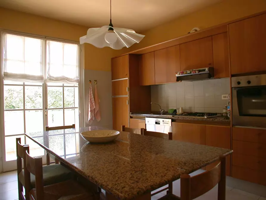 Immagine 6 di Casa bifamiliare in vendita  a Fano