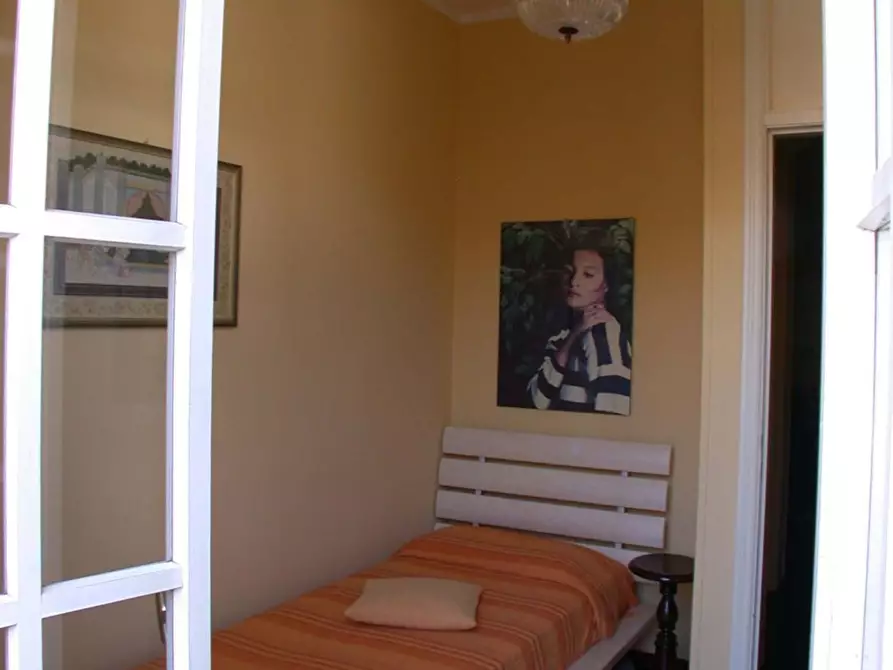 Immagine 11 di Casa bifamiliare in vendita  a Fano