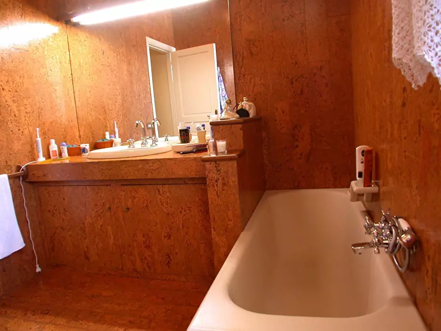 Immagine 16 di Casa bifamiliare in vendita  a Fano