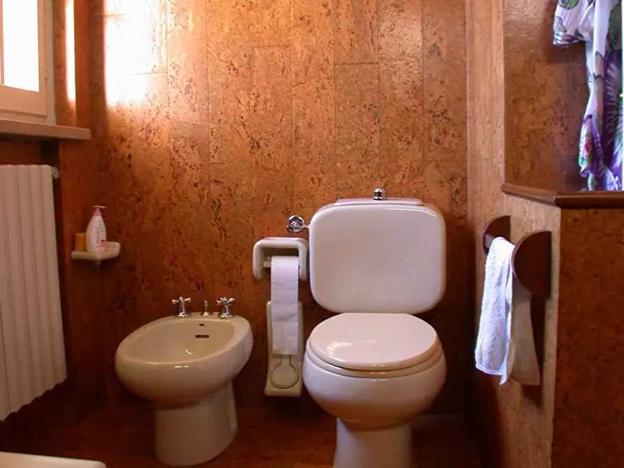 Immagine 17 di Casa bifamiliare in vendita  a Fano