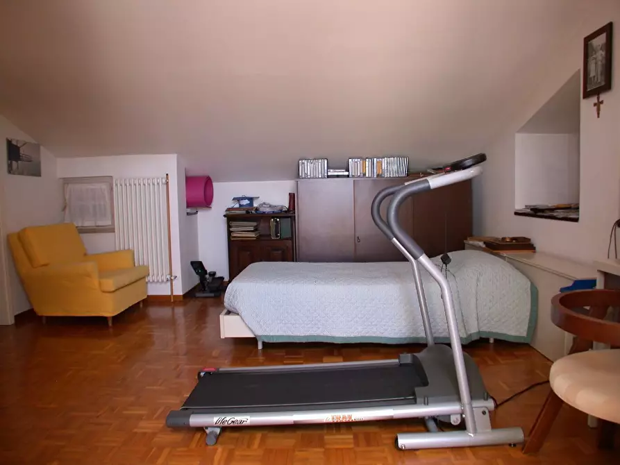 Immagine 22 di Casa bifamiliare in vendita  a Fano