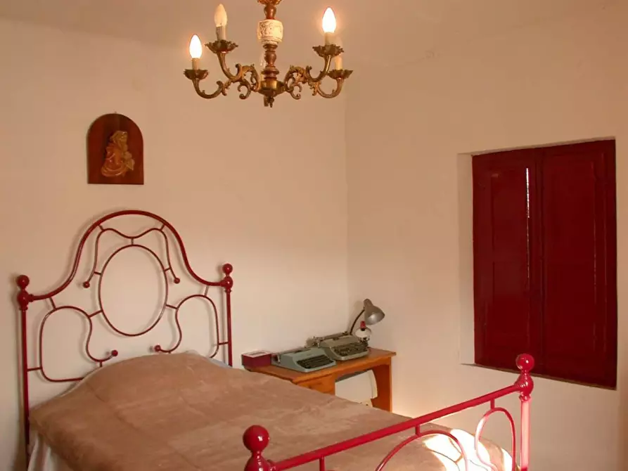 Immagine 19 di Casa indipendente in vendita  a Cartoceto