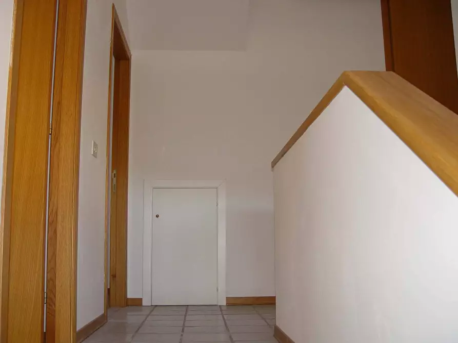 Immagine 6 di Villetta a schiera in vendita  in via Villagrande a Mombaroccio