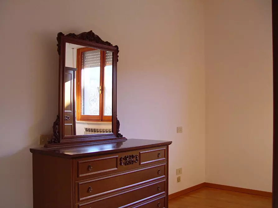 Immagine 9 di Villetta a schiera in vendita  in via Villagrande a Mombaroccio