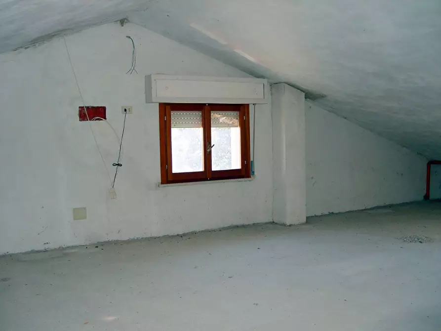 Immagine 14 di Villetta a schiera in vendita  in via Villagrande a Mombaroccio