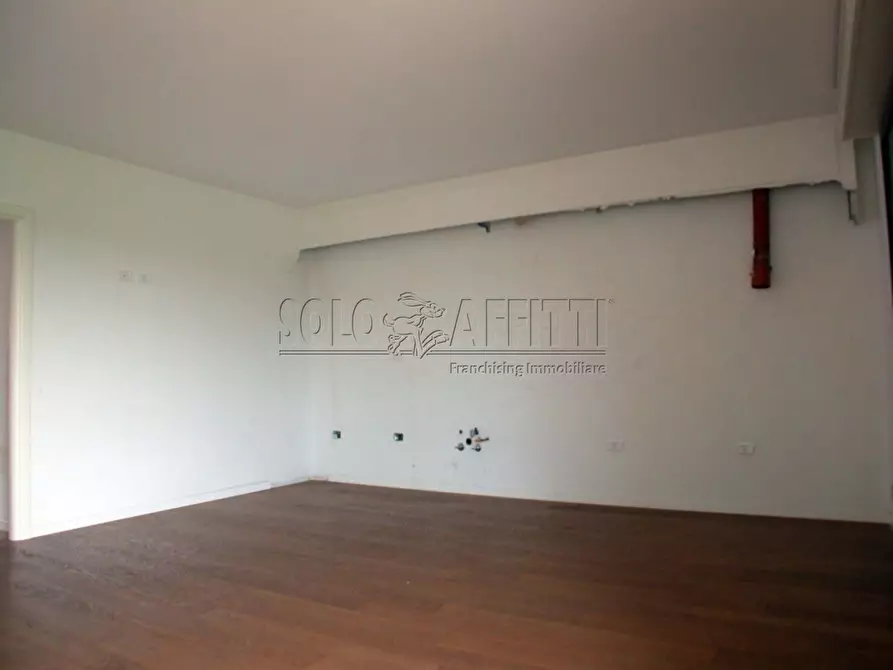 Immagine 3 di Appartamento in vendita  in BELLOCCHI a Fano