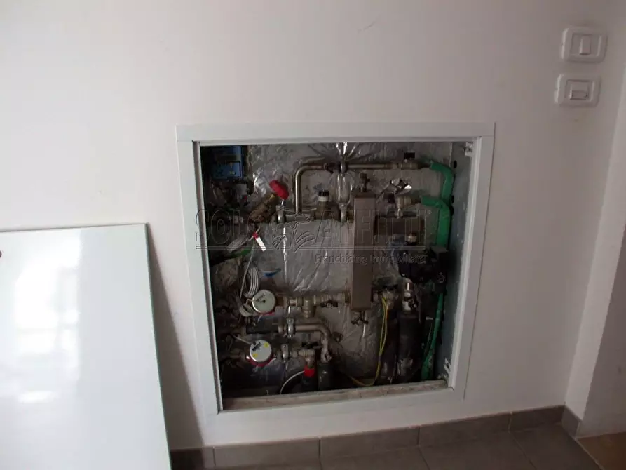 Immagine 10 di Appartamento in vendita  in BELLOCCHI a Fano