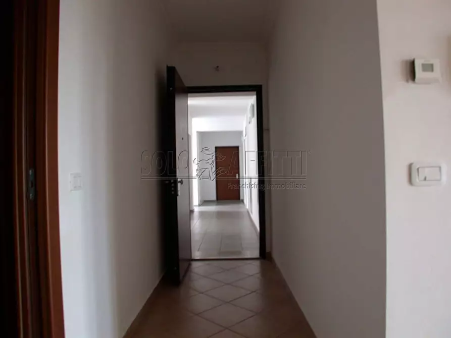 Immagine 4 di Appartamento in vendita  in Bellocchi a Fano