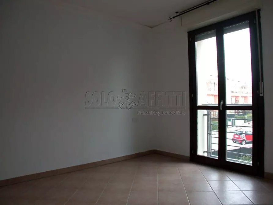 Immagine 5 di Appartamento in vendita  in Bellocchi a Fano