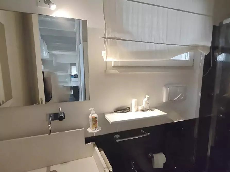 Immagine 13 di Camera in affitto  in Flaminia a Fano