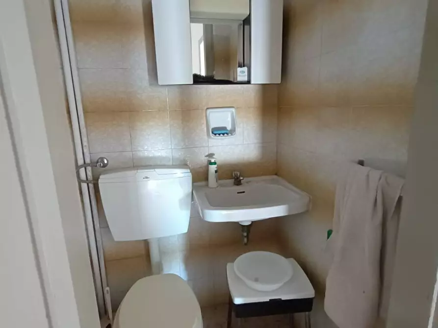 Immagine 7 di Appartamento in affitto  a Pesaro