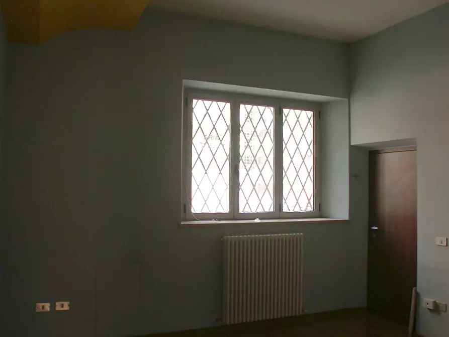 Immagine 5 di Ufficio in affitto  a Fano