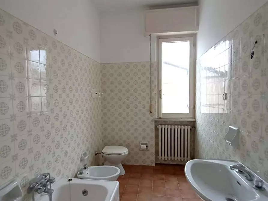 Immagine 20 di Appartamento in vendita  in via Faenza a Pesaro