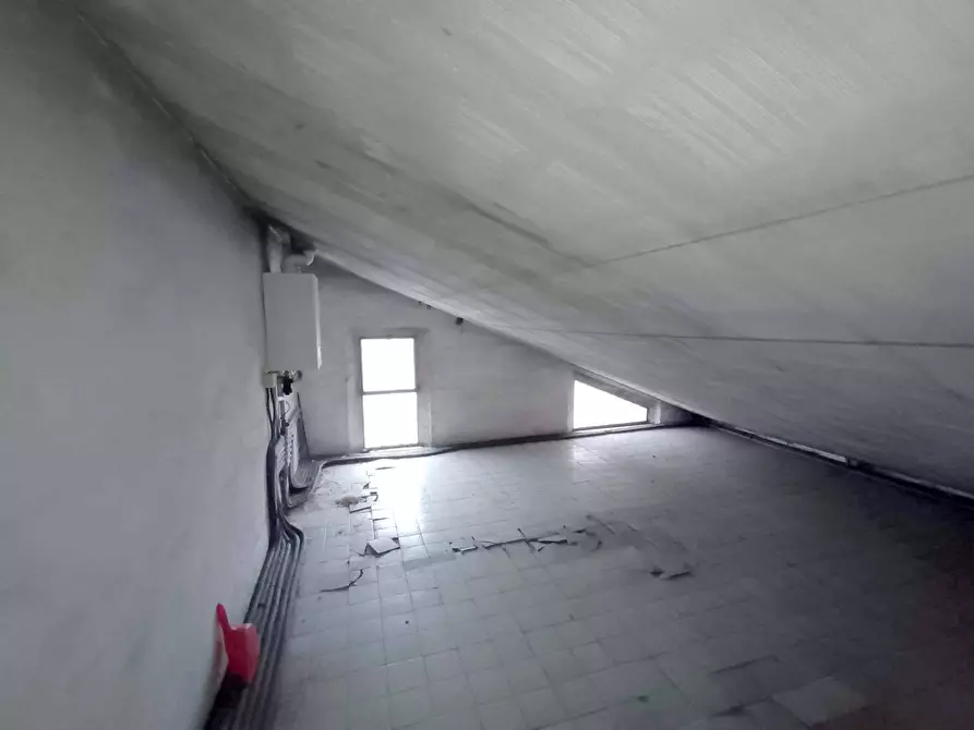 Immagine 29 di Appartamento in vendita  in via Faenza a Pesaro