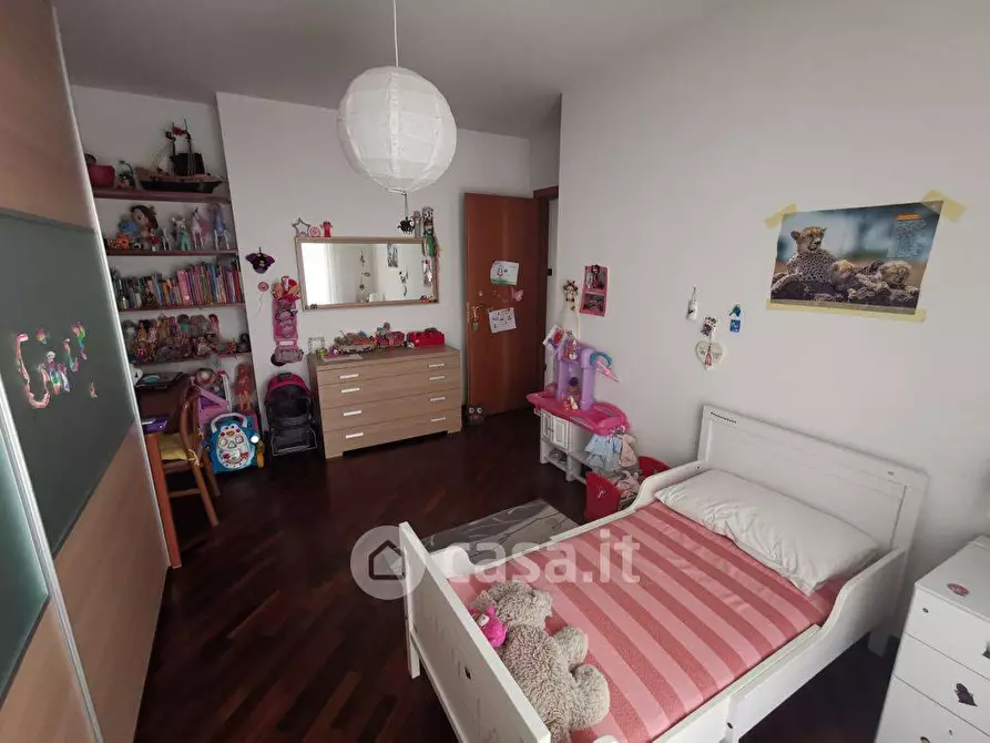 Immagine 10 di Villetta a schiera in vendita  in via giolitti a Pesaro