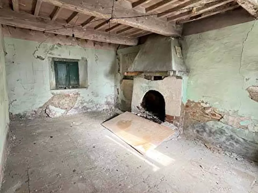 Immagine 5 di Rustico / casale in vendita  in strada Flaminia a Fano