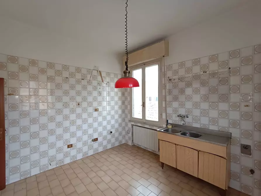 Immagine 2 di Appartamento in vendita  in via Hermada a Pesaro