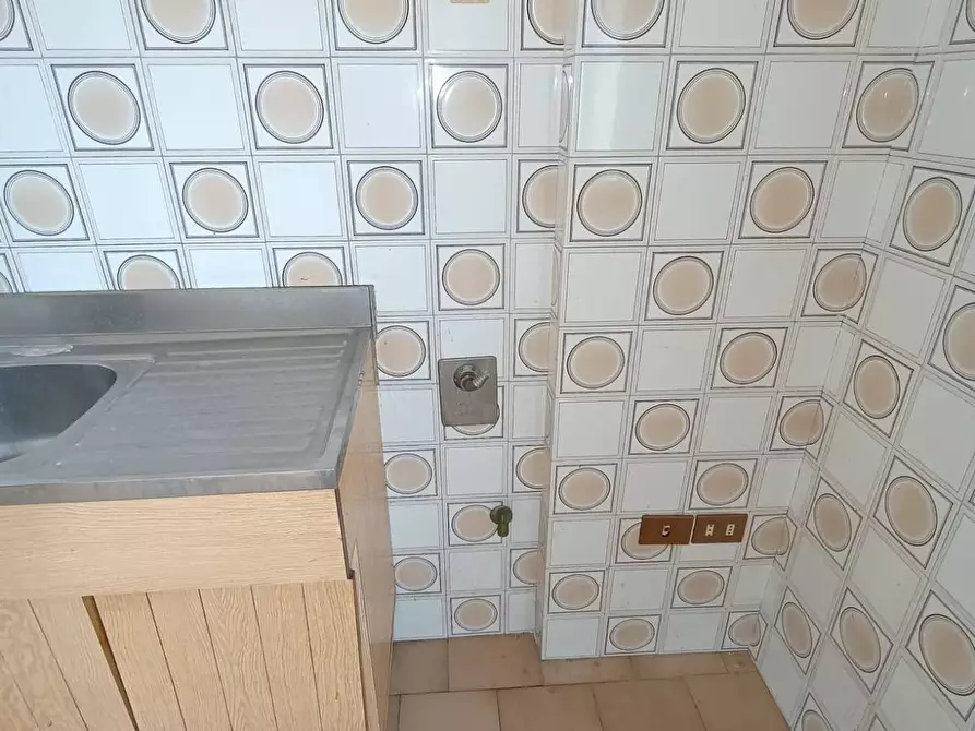 Immagine 6 di Appartamento in vendita  in via Hermada a Pesaro