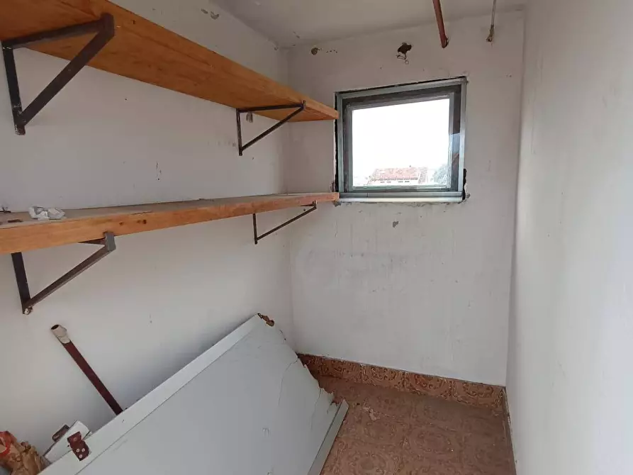 Immagine 18 di Appartamento in vendita  in via Hermada a Pesaro